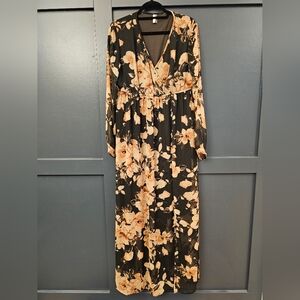 Flowy floral maxi dress